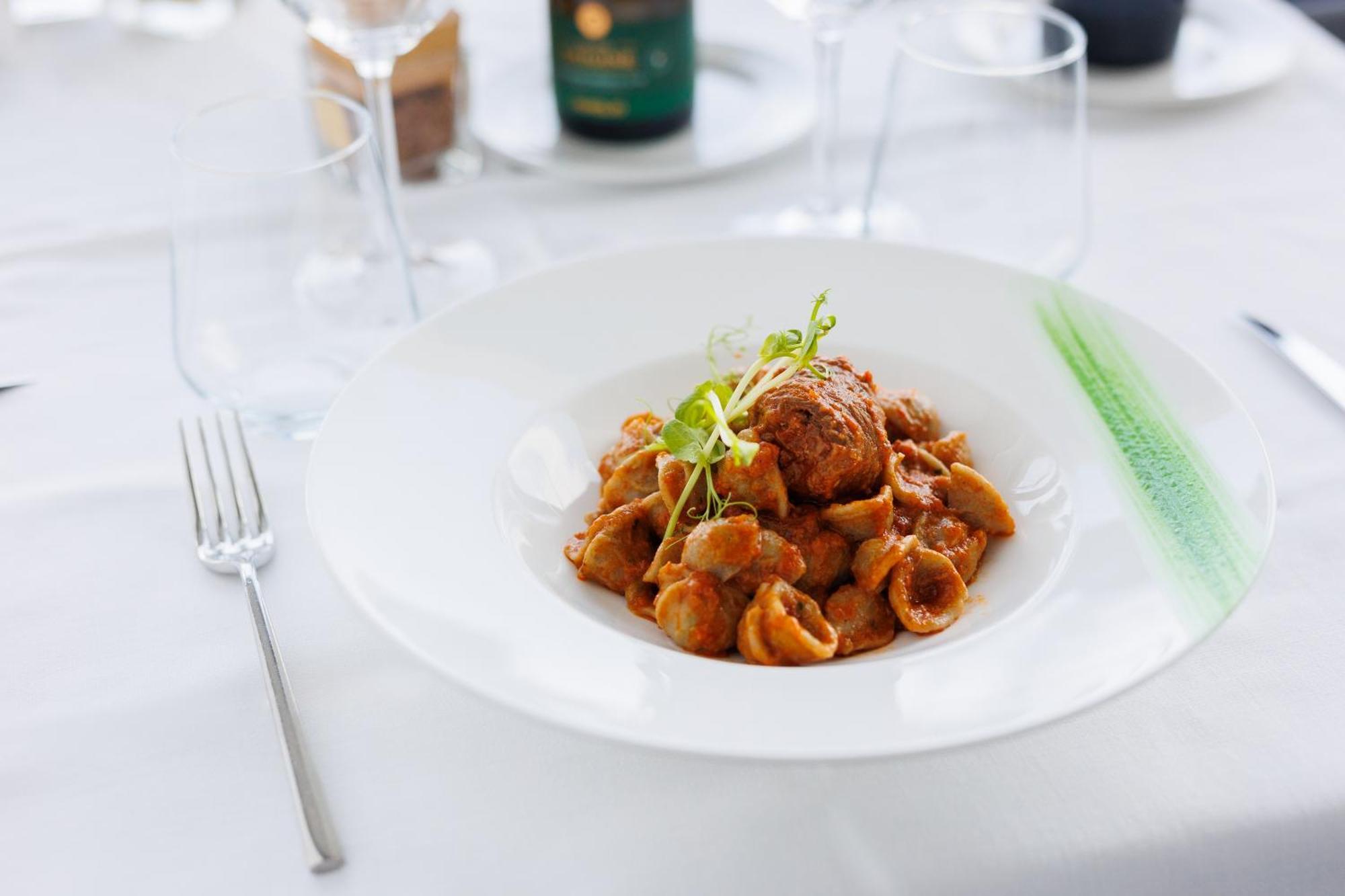Jr Hotels Bari Grande Albergo Delle Nazioni Εξωτερικό φωτογραφία A plate of gnocchi